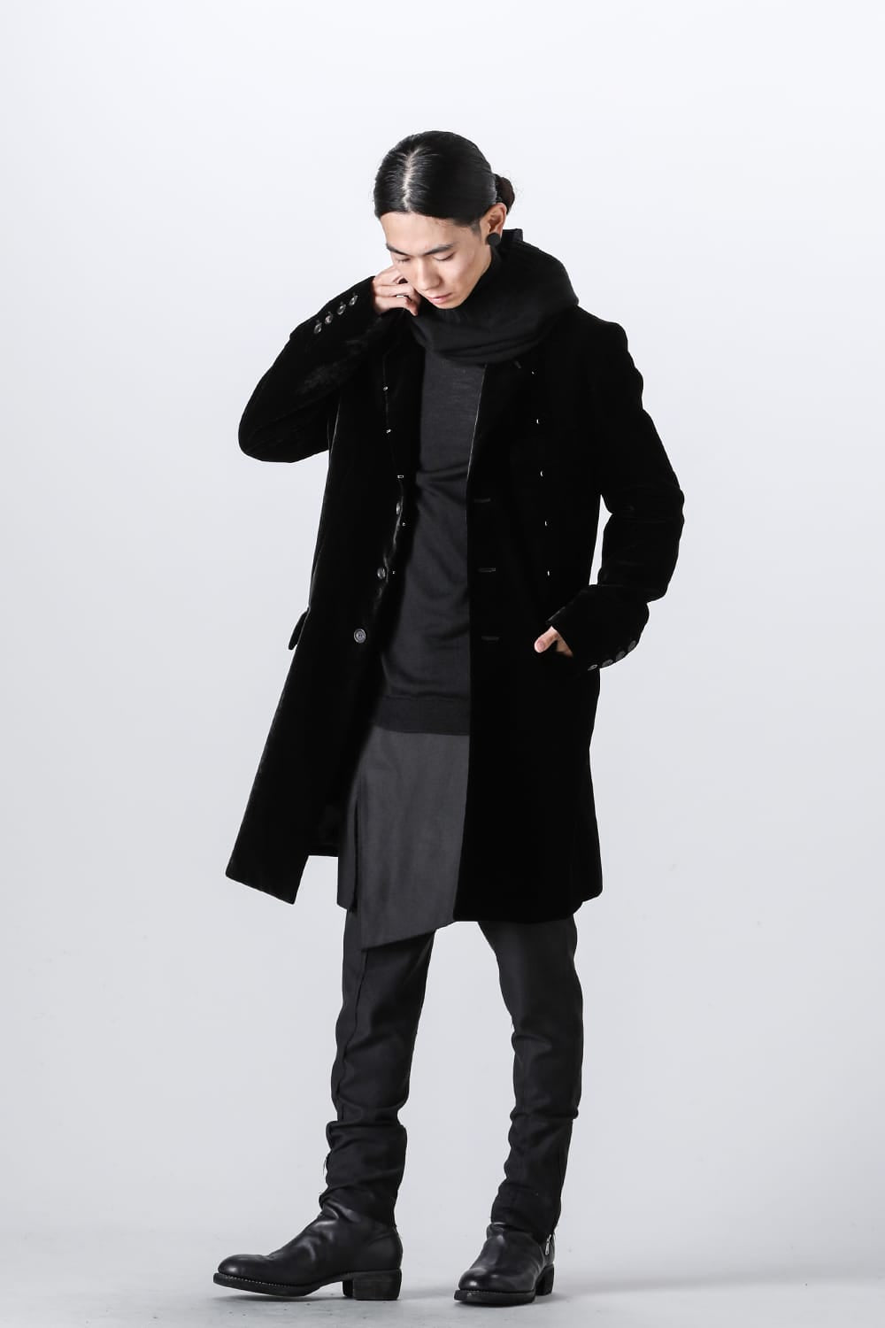 right - left chesterfield jacket.(velvet)