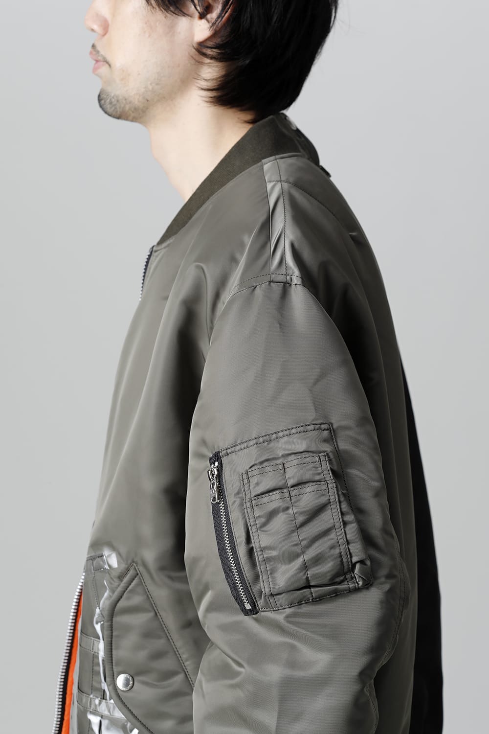Oversized Two-tone Flight jacket. Olive x Black