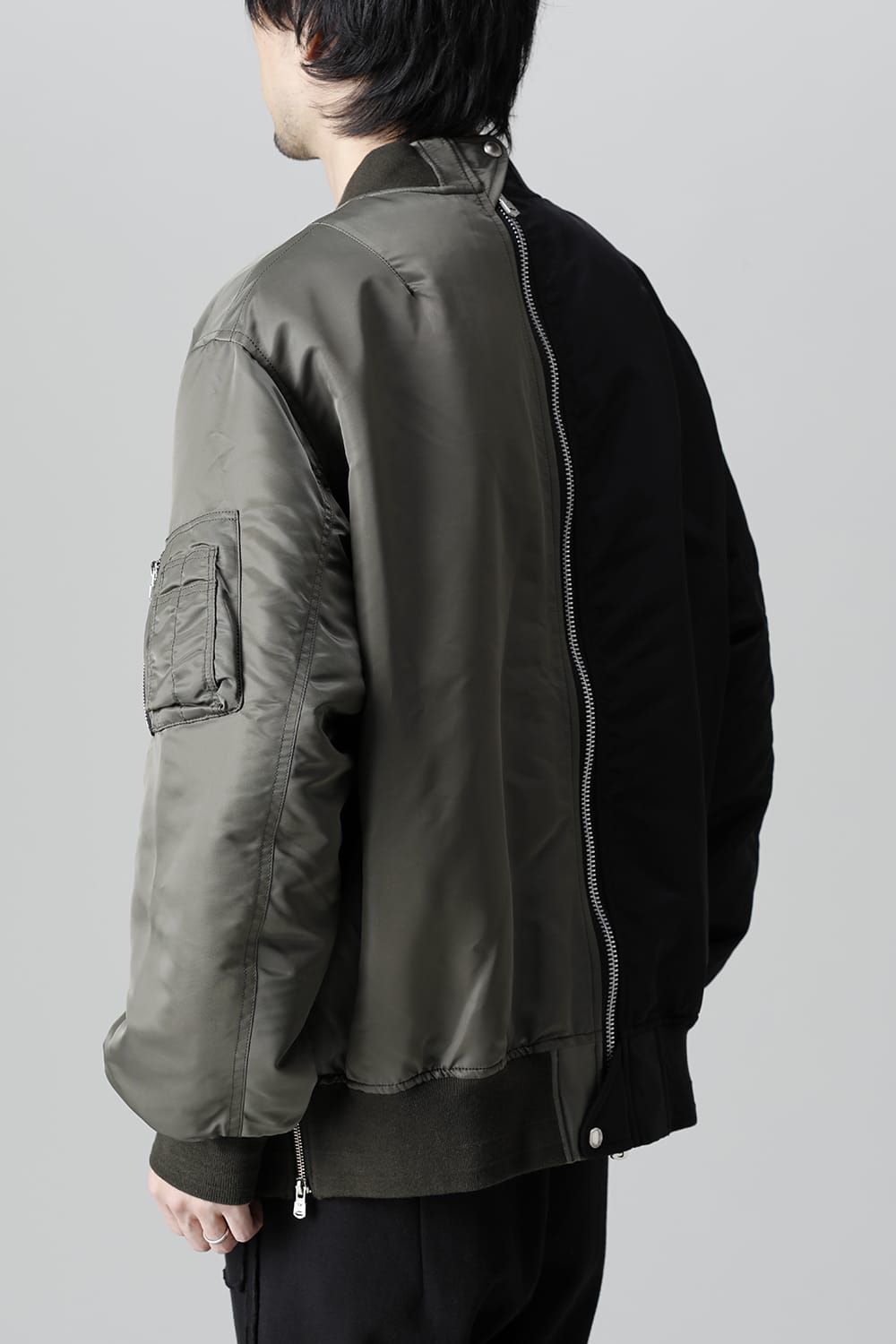Oversized Two-tone Flight jacket. Olive x Black
