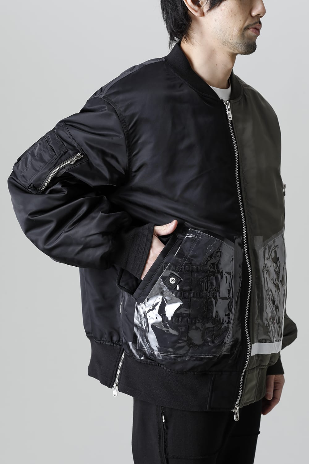 Oversized Two-tone Flight jacket. Olive x Black