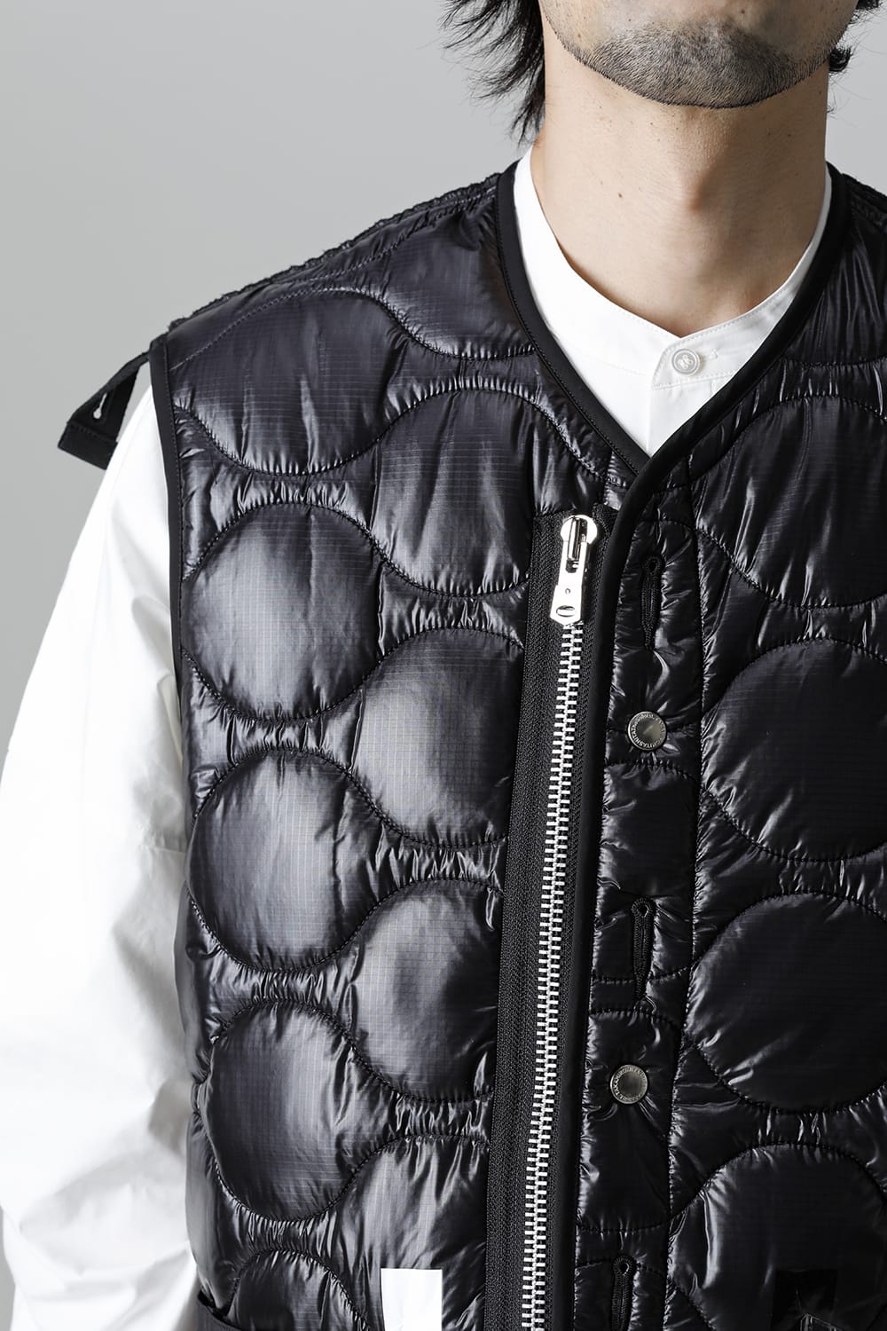 Oversized Quilting Liner Vest. Black