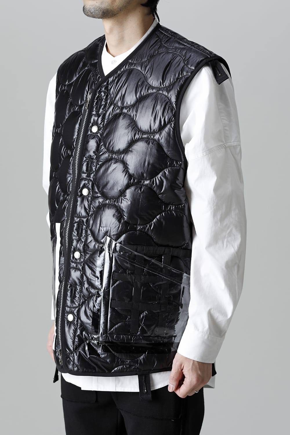 Oversized Quilting Liner Vest. Black