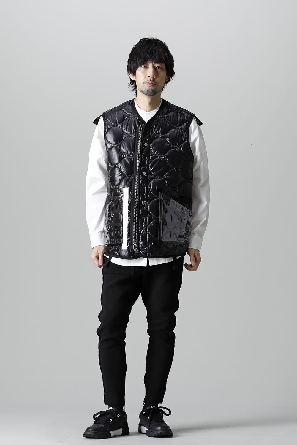 Oversized Quilting Liner Vest. Black