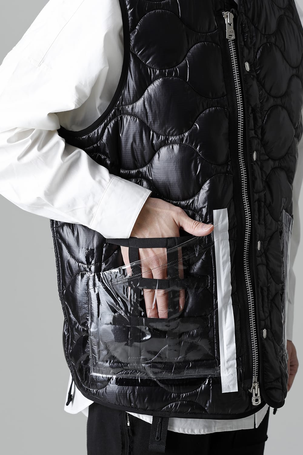 Oversized Quilting Liner Vest. Black