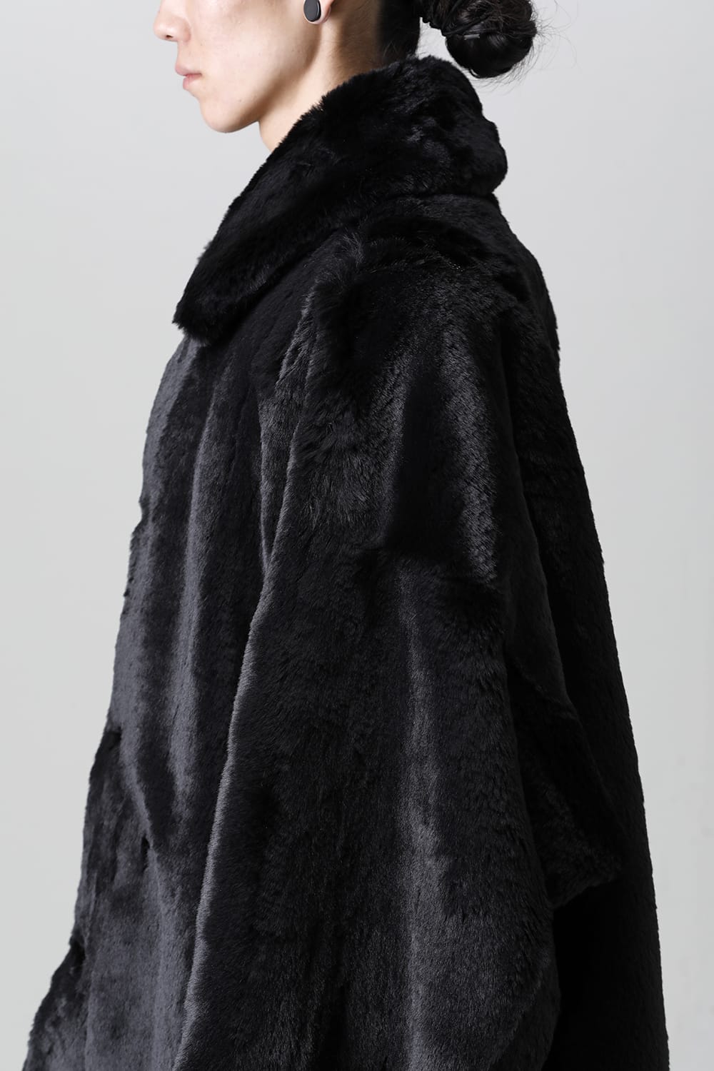 double zip balloon shaped faux fur coat