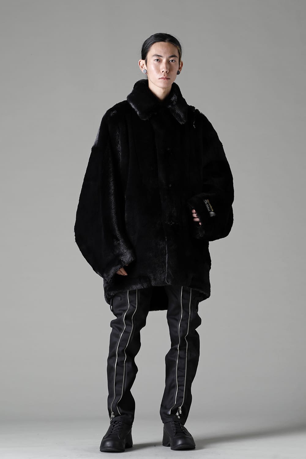 double zip balloon shaped faux fur coat