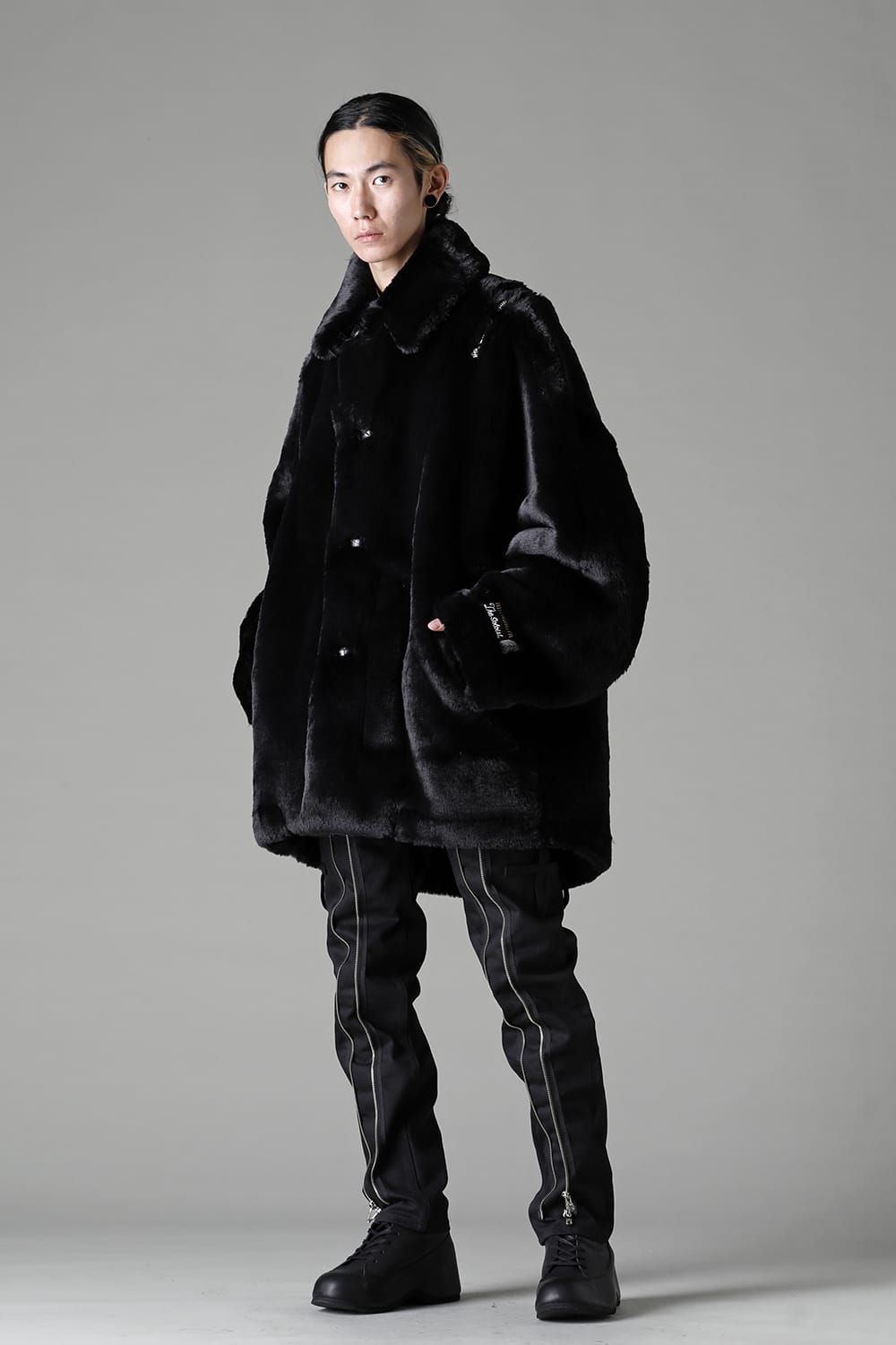 double zip balloon shaped faux fur coat