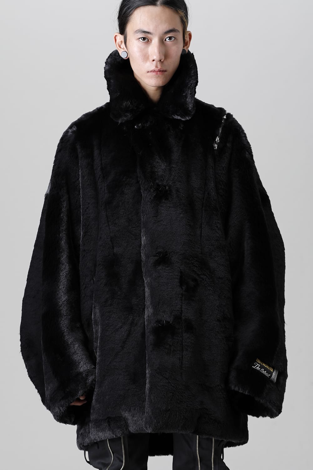 double zip balloon shaped faux fur coat
