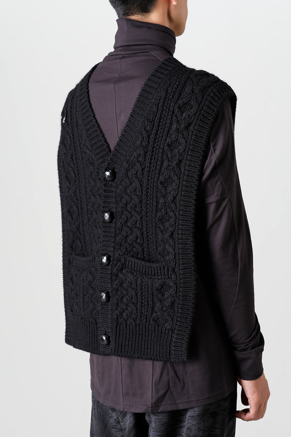 reverse double zip aran pattern vest Black
