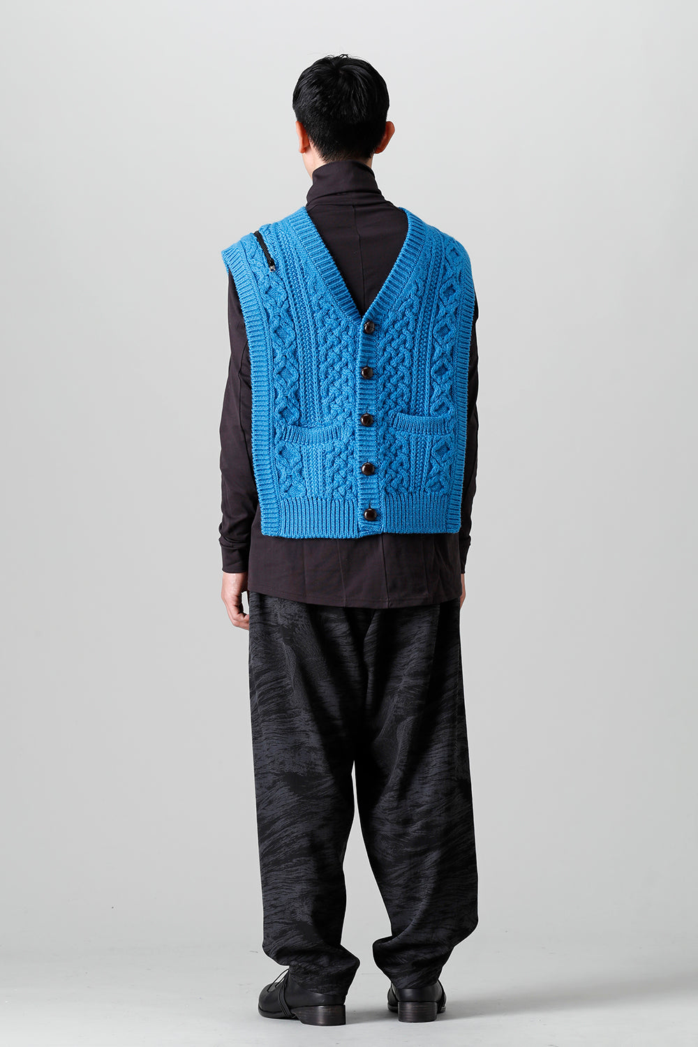 reverse double zip aran pattern vest L.Blue