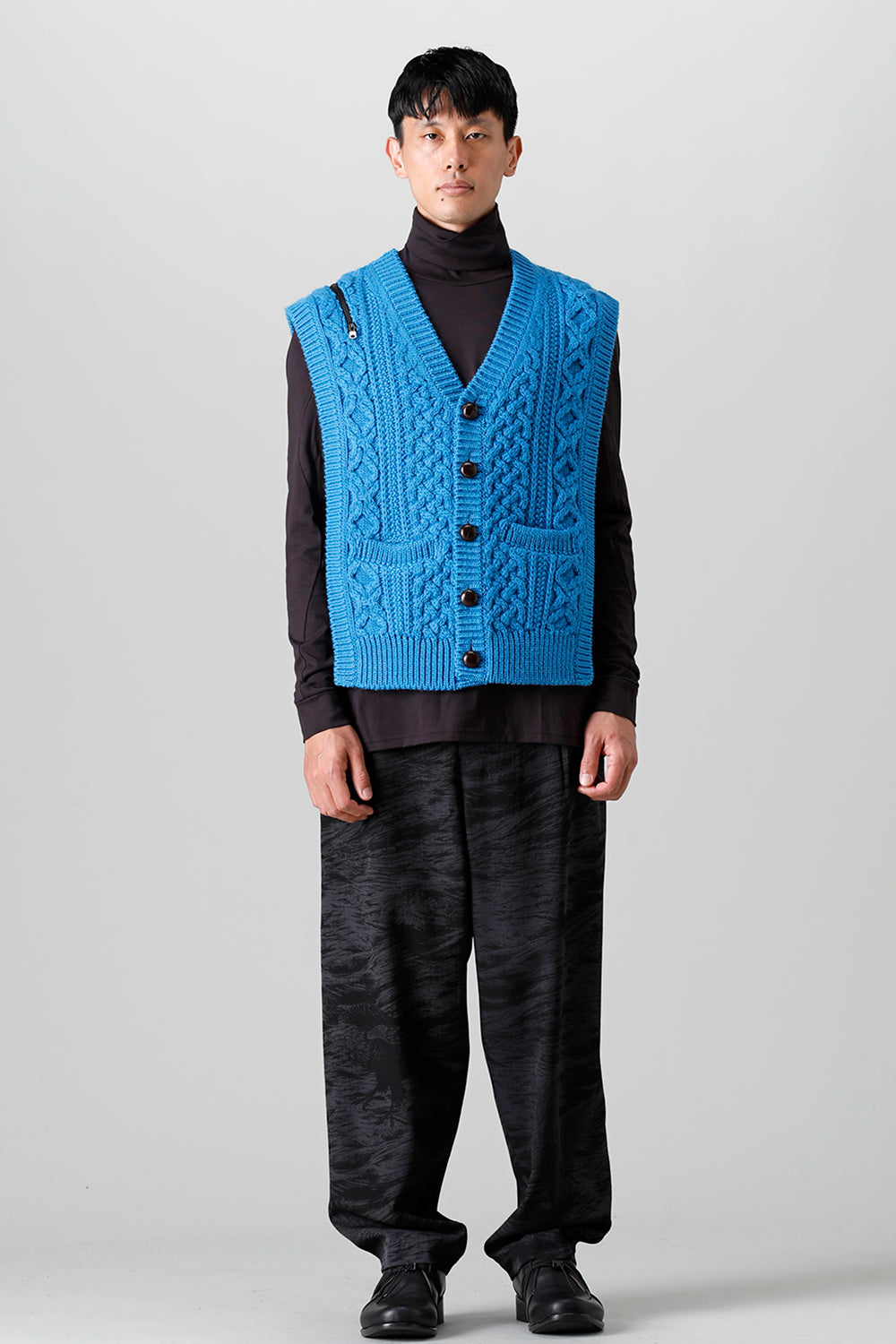 reverse double zip aran pattern vest L.Blue