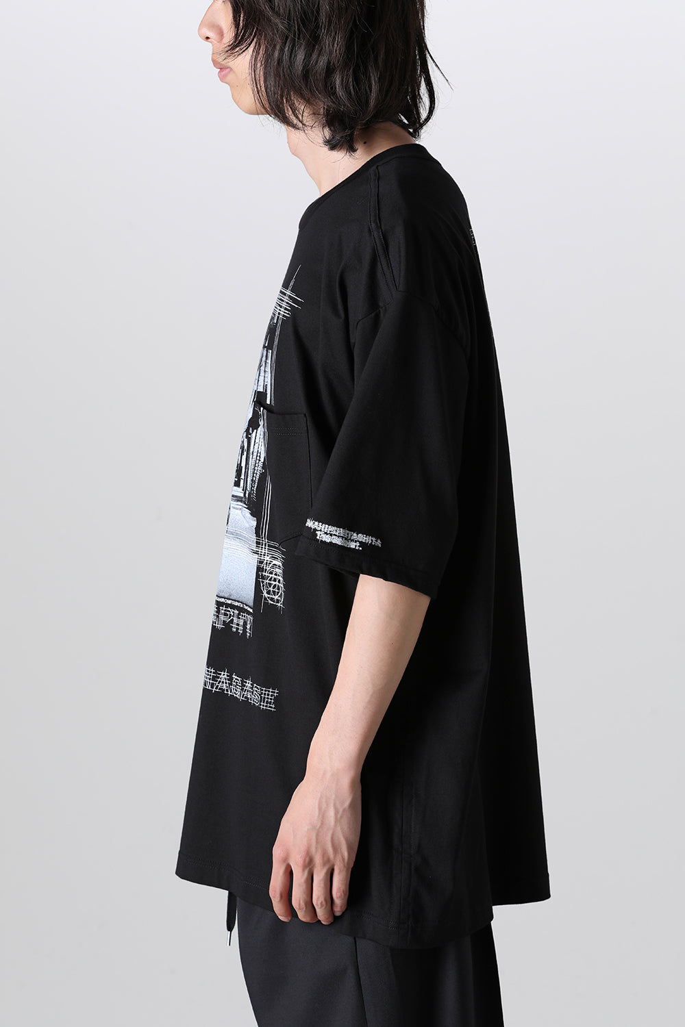 Oversized S/S Pocket tee (Thoughts to synchronize.)