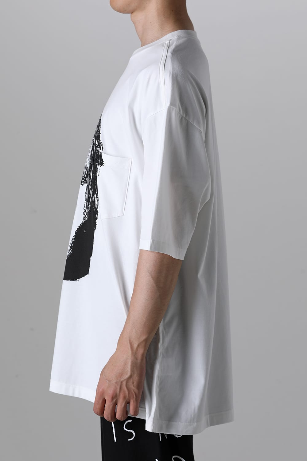 Oversized S/S Pocket tee (media is not go⨂d. type 1) White