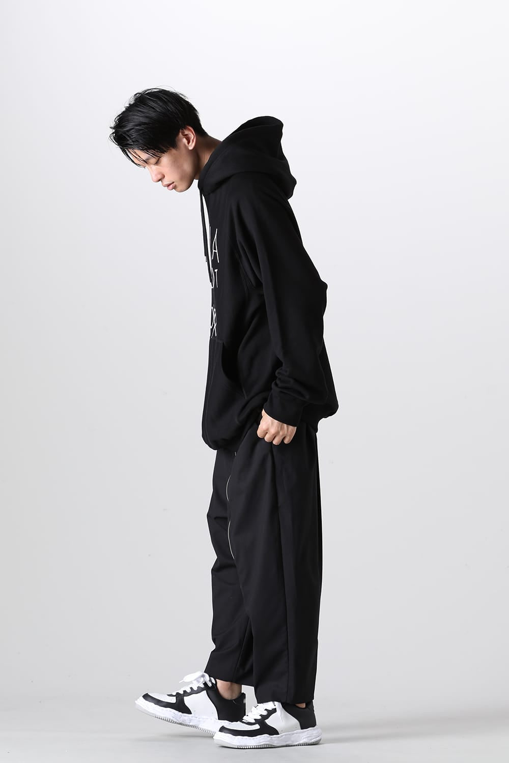 Oversized hoodie (media is not go⨂d. type 2)