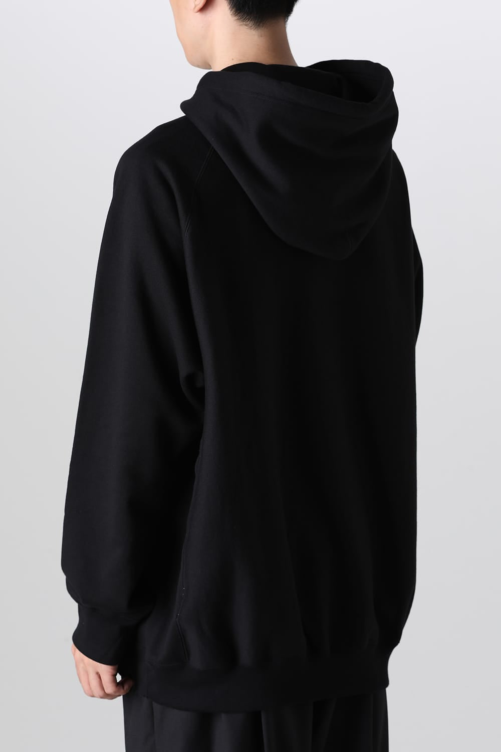 Oversized hoodie (media is not go⨂d. type 2)