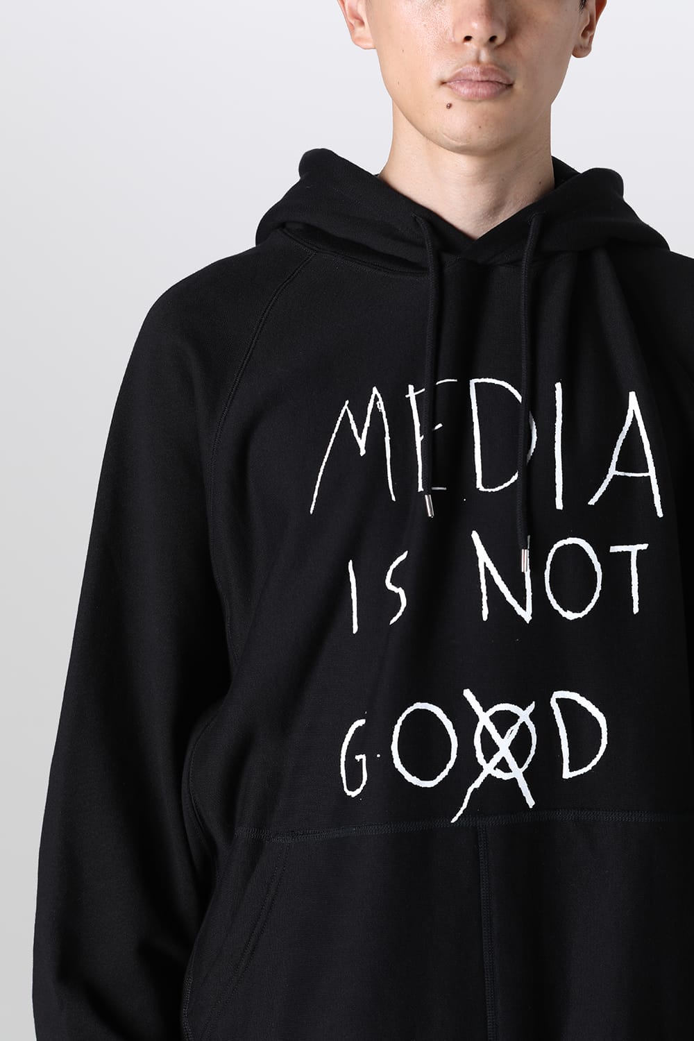 Oversized hoodie (media is not go⨂d. type 2)