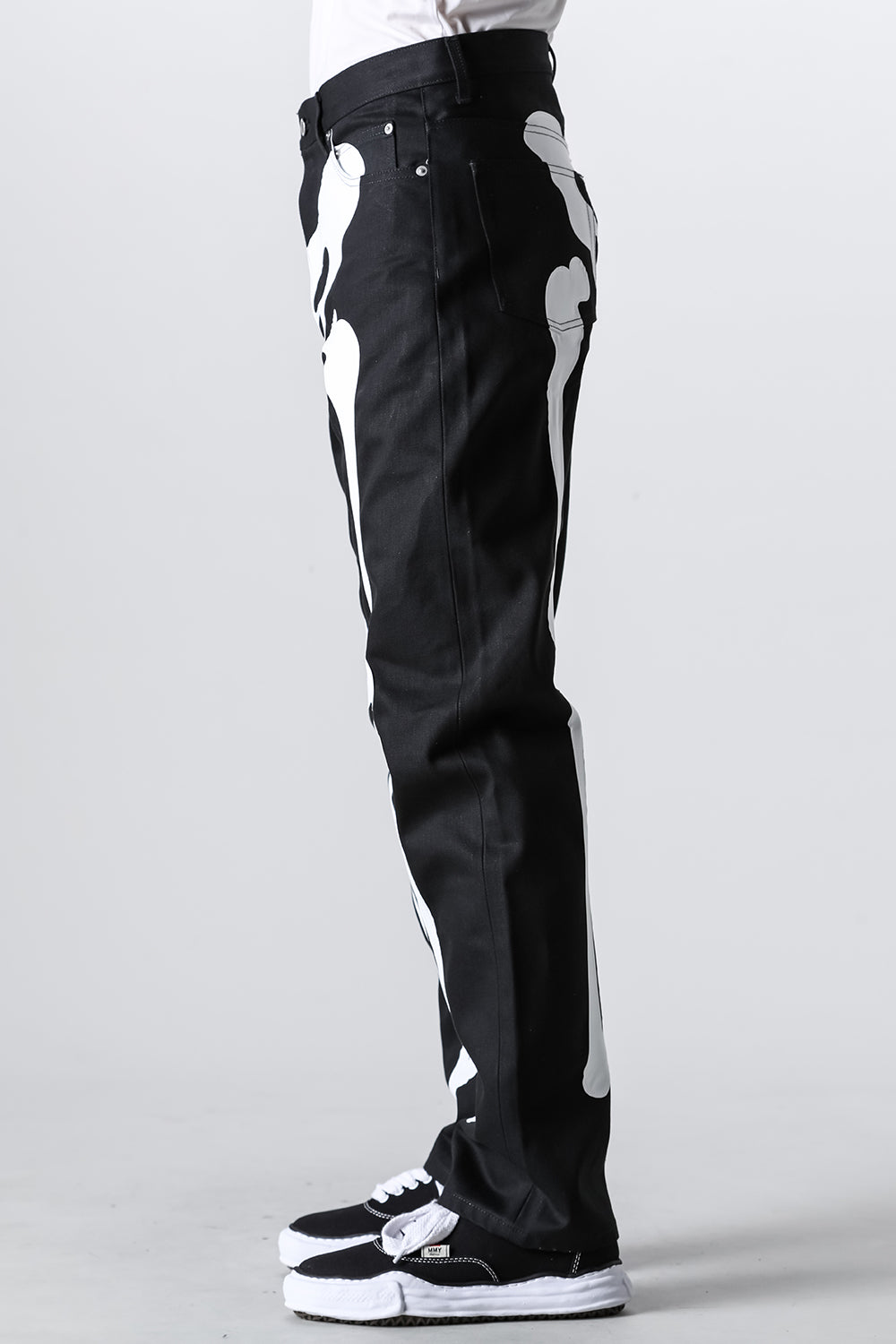 ルーズフィットジーン（ボーン） ブラック x ホワイト ボーン