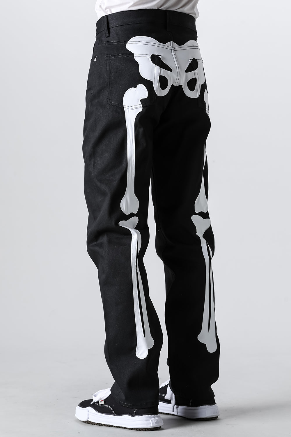 ルーズフィットジーン（ボーン） ブラック x ホワイト ボーン