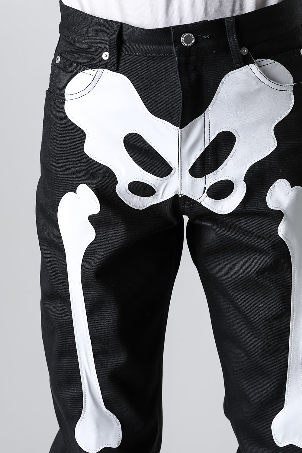 ルーズフィットジーン（ボーン） ブラック x ホワイト ボーン