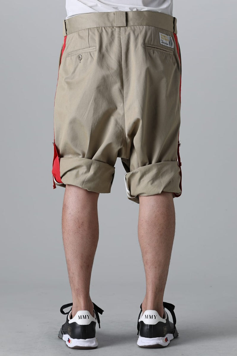 side tape adjustable length 2 tucks work pant. Khaki x Red