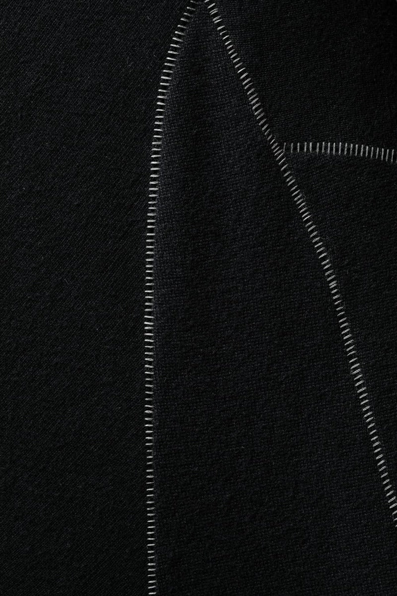 Untwisted yarn-lined hooded jacket Black