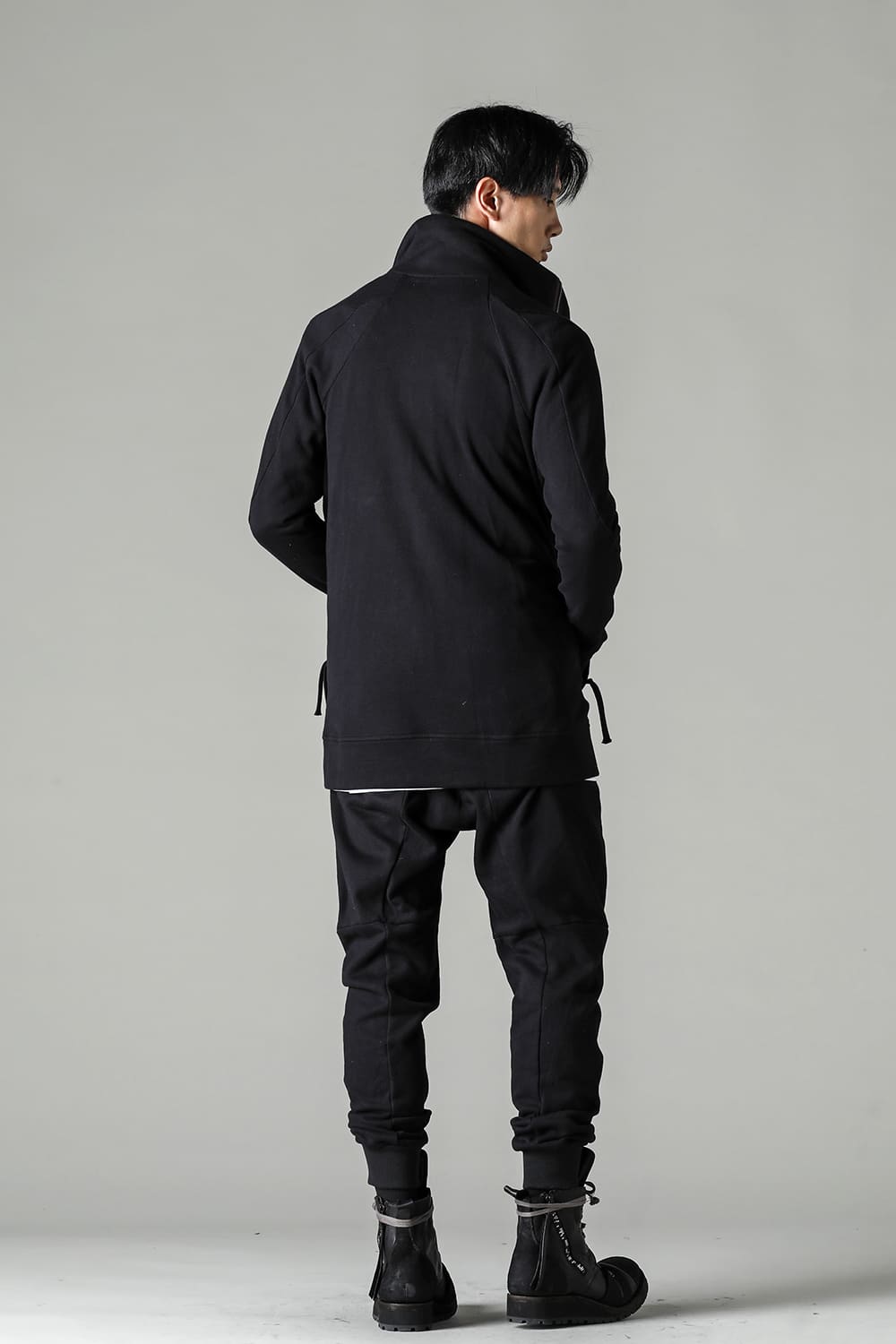 Untwisted Fleece-Lined Zip-up High-Neck Jacket Black