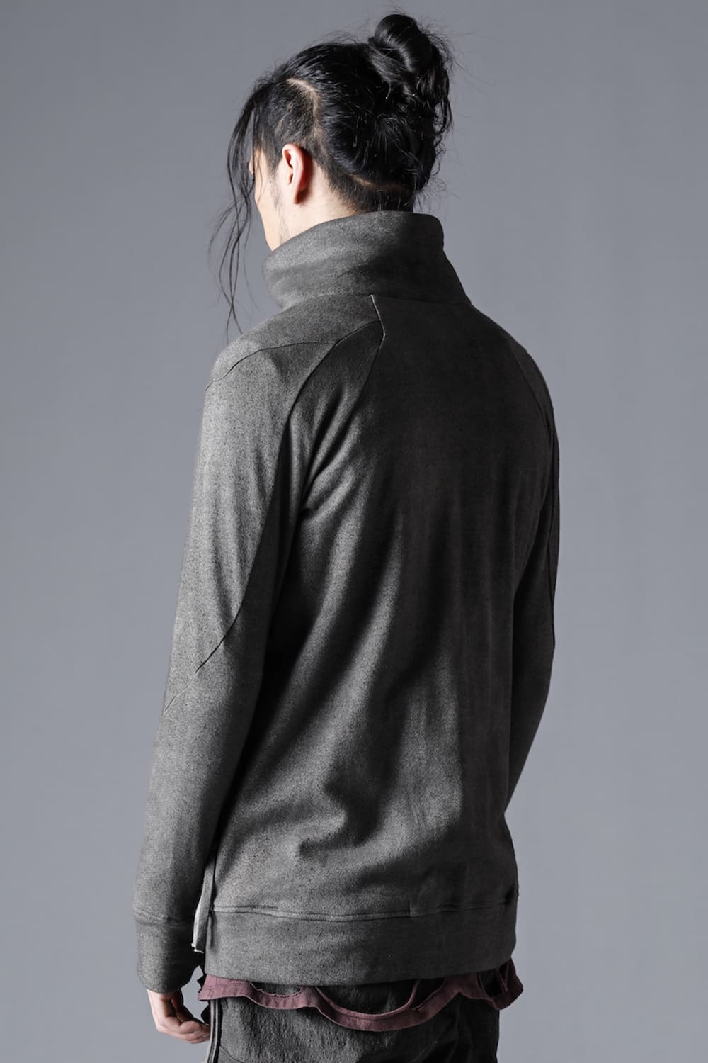 Untwisted Fleece-Lined Zip-up High-Neck Jacket Dust