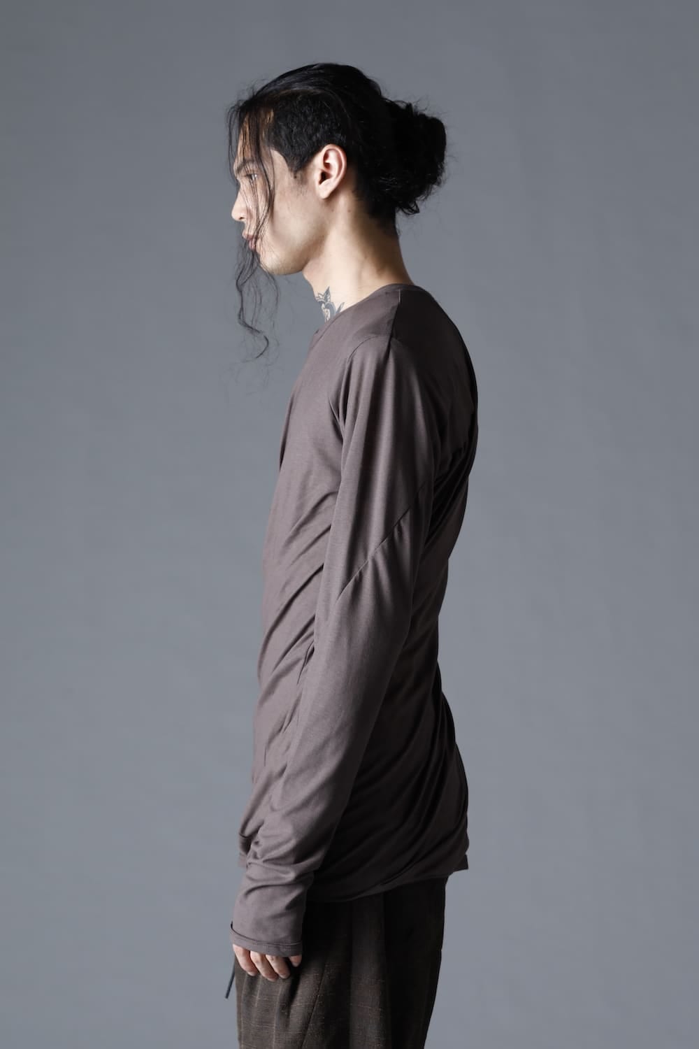 Strong Twist Light Cotton Jersey Twist Long Sleeve T-Shirt  Charcoal