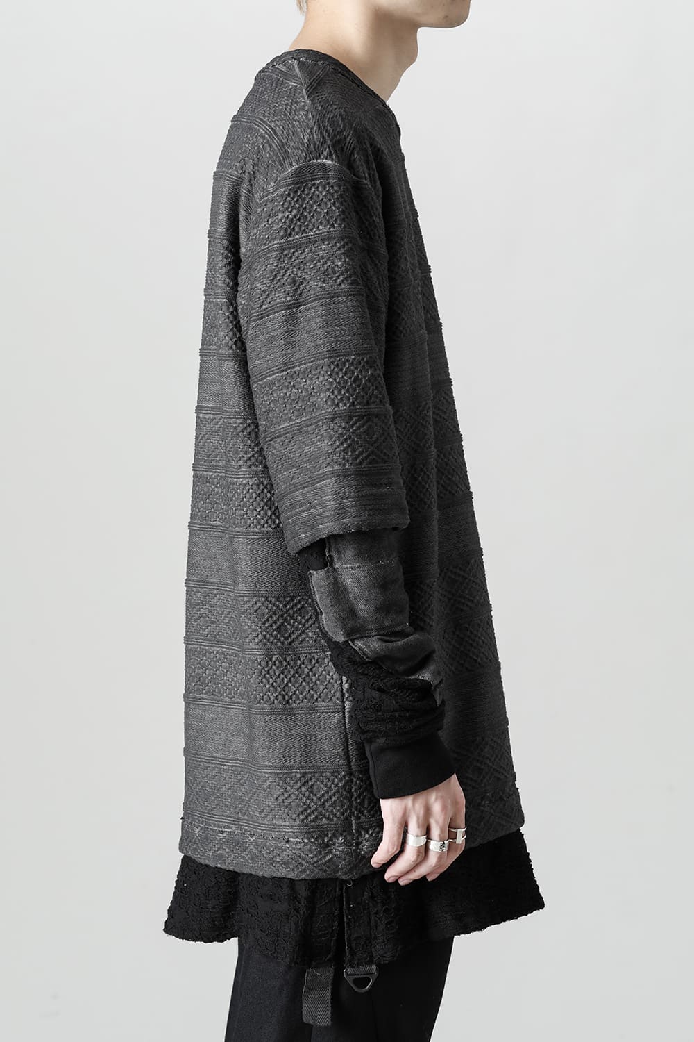 Cold-dye Jacquard Striped Layered T-Shirt Charcoal x Black