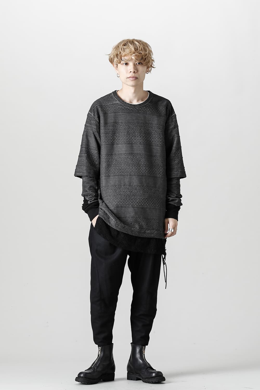 Cold-dye Jacquard Striped Layered T-Shirt Charcoal x Black