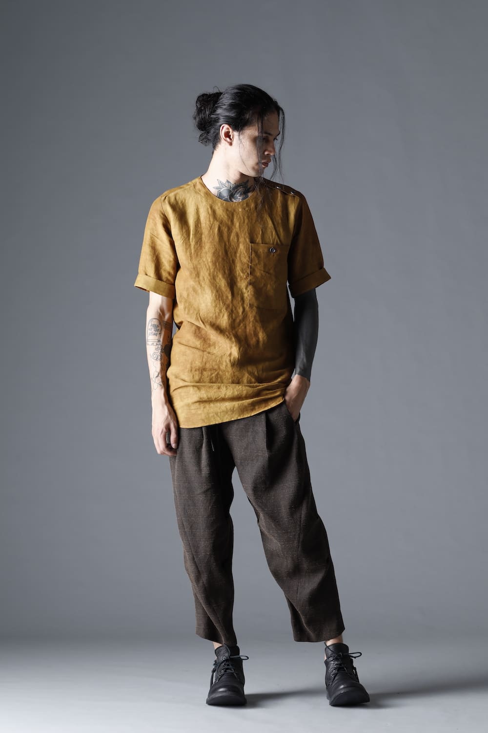 Uneven Dyed Rayon×Linen×Ramie Crew Neck Short Sleeves Pullover  Mustard