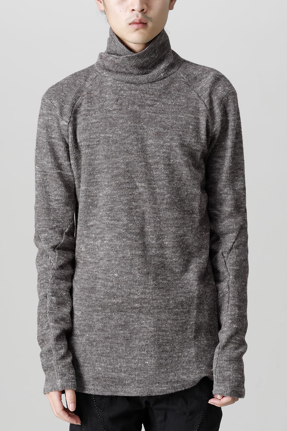 Shetland wool and linen knitted high neck long sleeve T-shirt  Brown