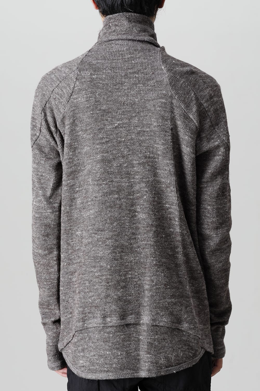 Shetland wool and linen knitted high neck long sleeve T-shirt  Brown