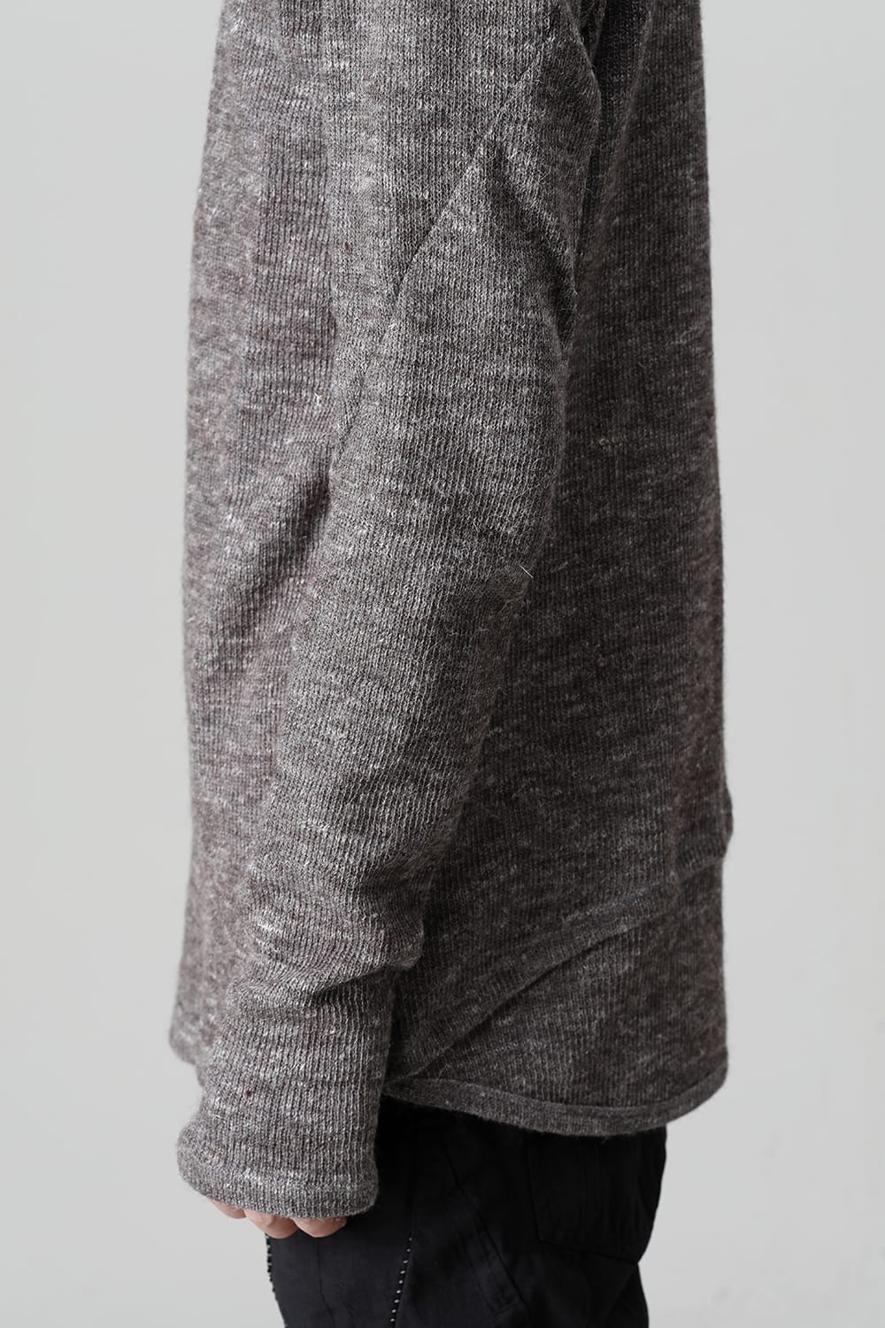 Shetland wool and linen knitted high neck long sleeve T-shirt  Brown