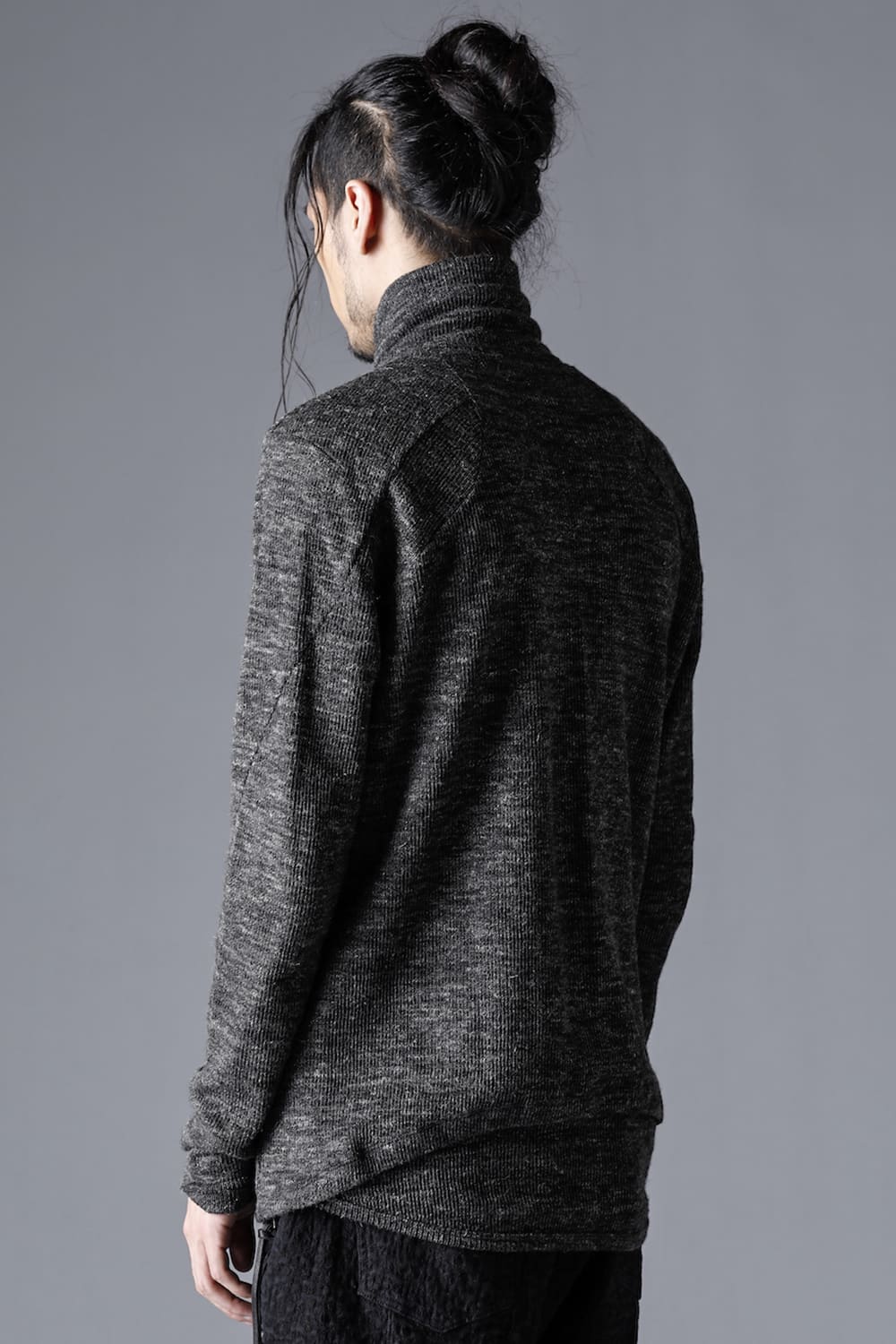 Shetland wool and linen knitted high neck long sleeve T-shirt  Charcoal