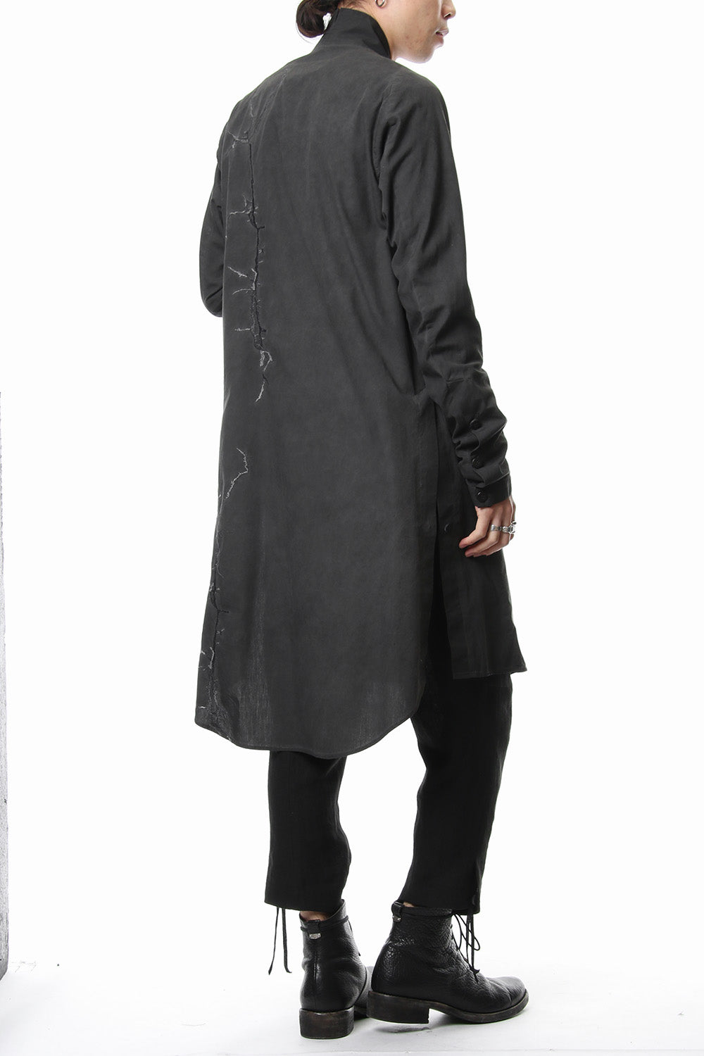 Cold die broad embroidered long shirt - ST102-0029S