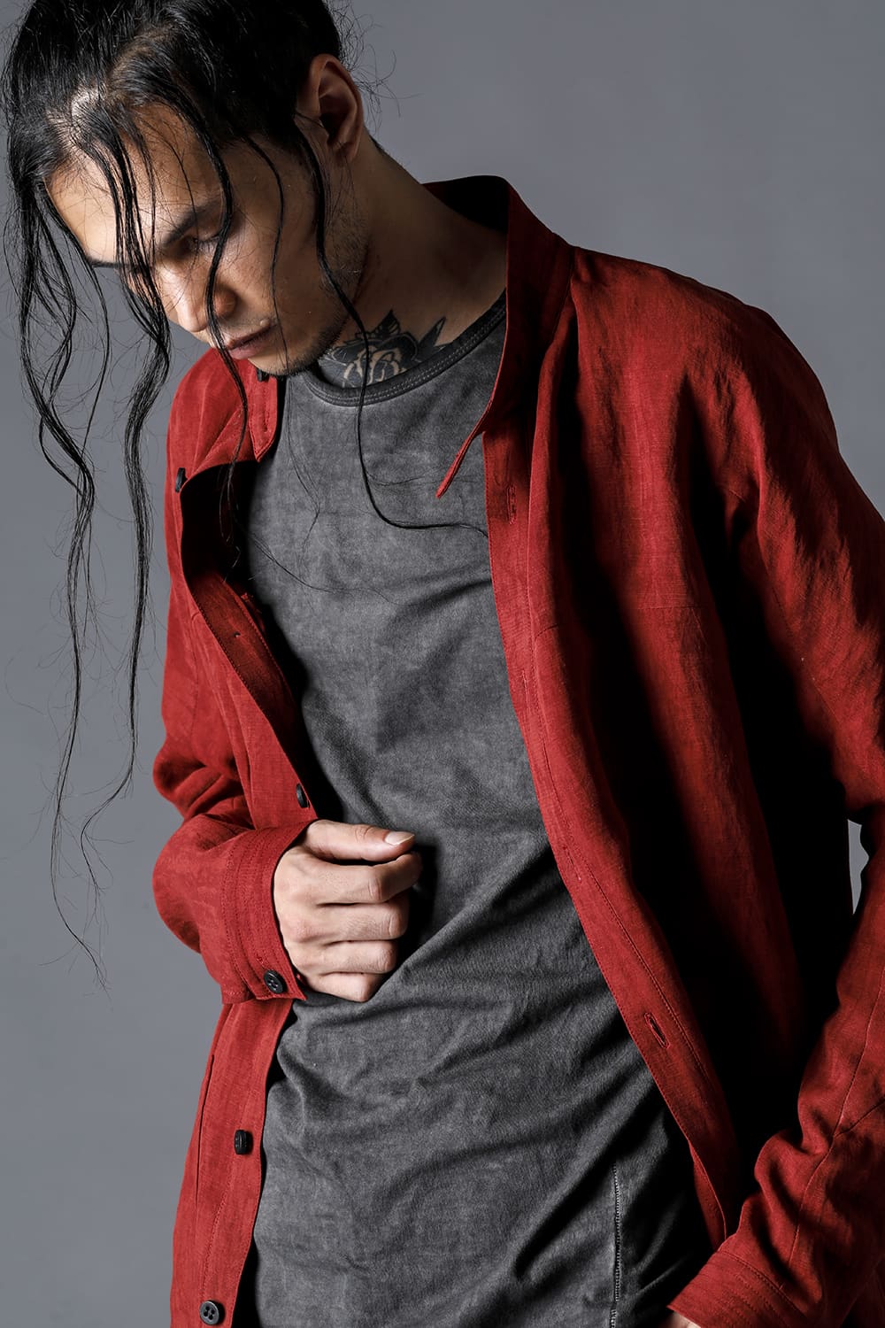 リネン×レーヨン塩縮染ロングワーキングシャツ ブリック