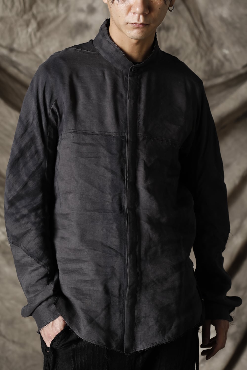 リネン×レーヨンプリントバンドカラーシャツ Charcoal