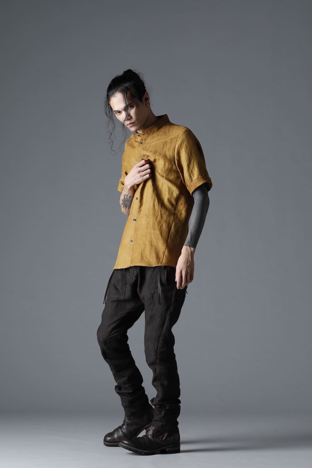 Uneven Dyed Rayon×Linen×Ramie Band Coller Short Sleeves Shirt  Mustard