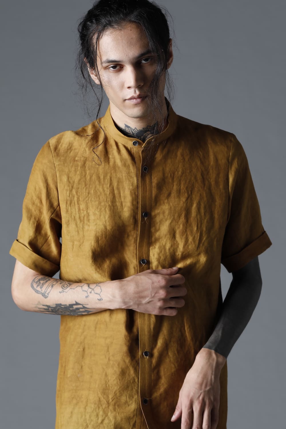 Uneven Dyed Rayon×Linen×Ramie Band Coller Short Sleeves Shirt  Mustard