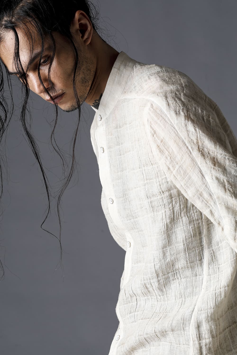 Cracked Jacquard Linen Cold-Dyed Banded Collar Shirt Dusty White