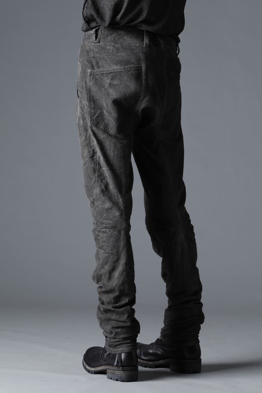 コットン×リネンランダムディンプルストレッチツイストカーブスリムパンツ  マッドブラウン