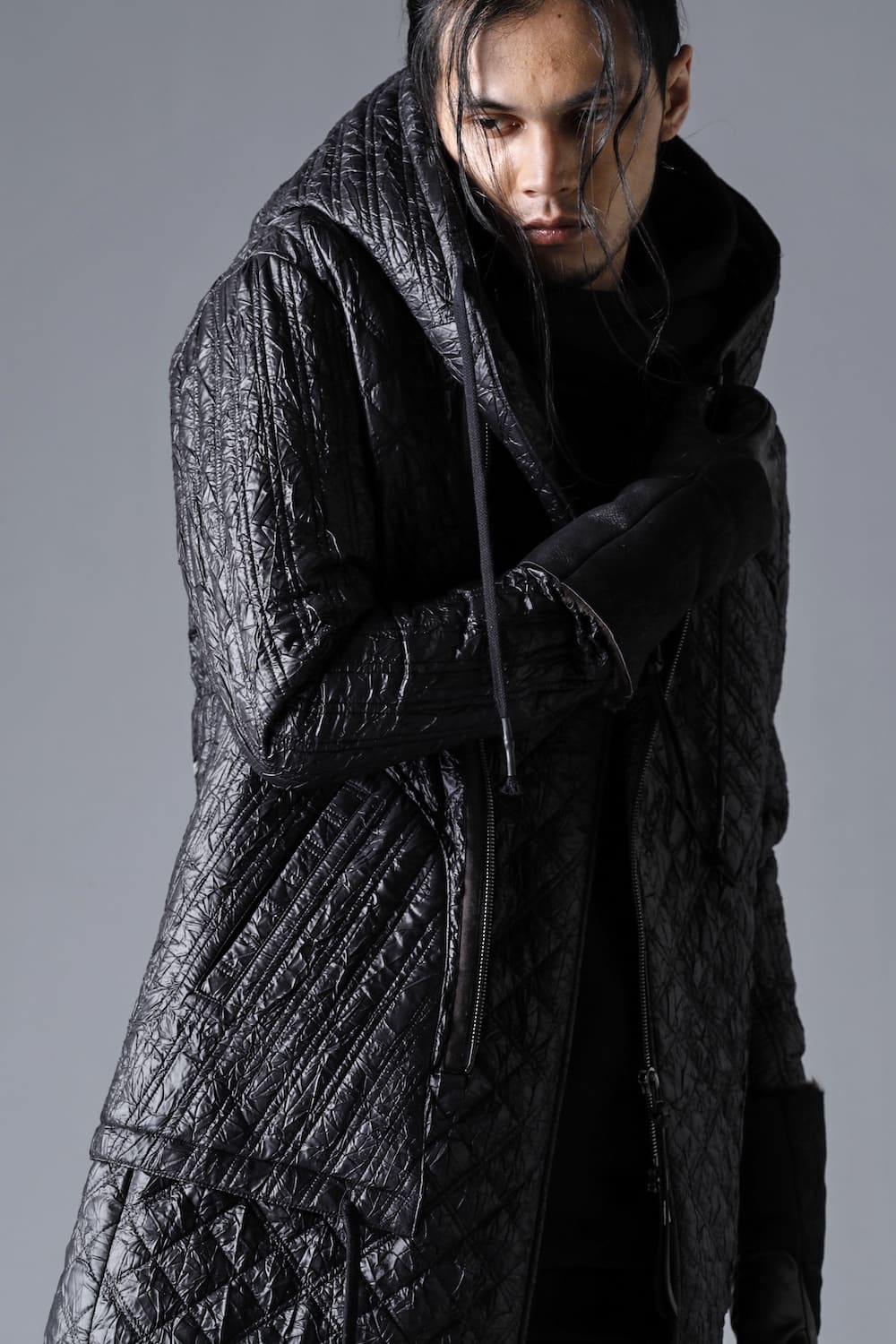 Winkle Washer Nylon Quilted Hooded Half Coat