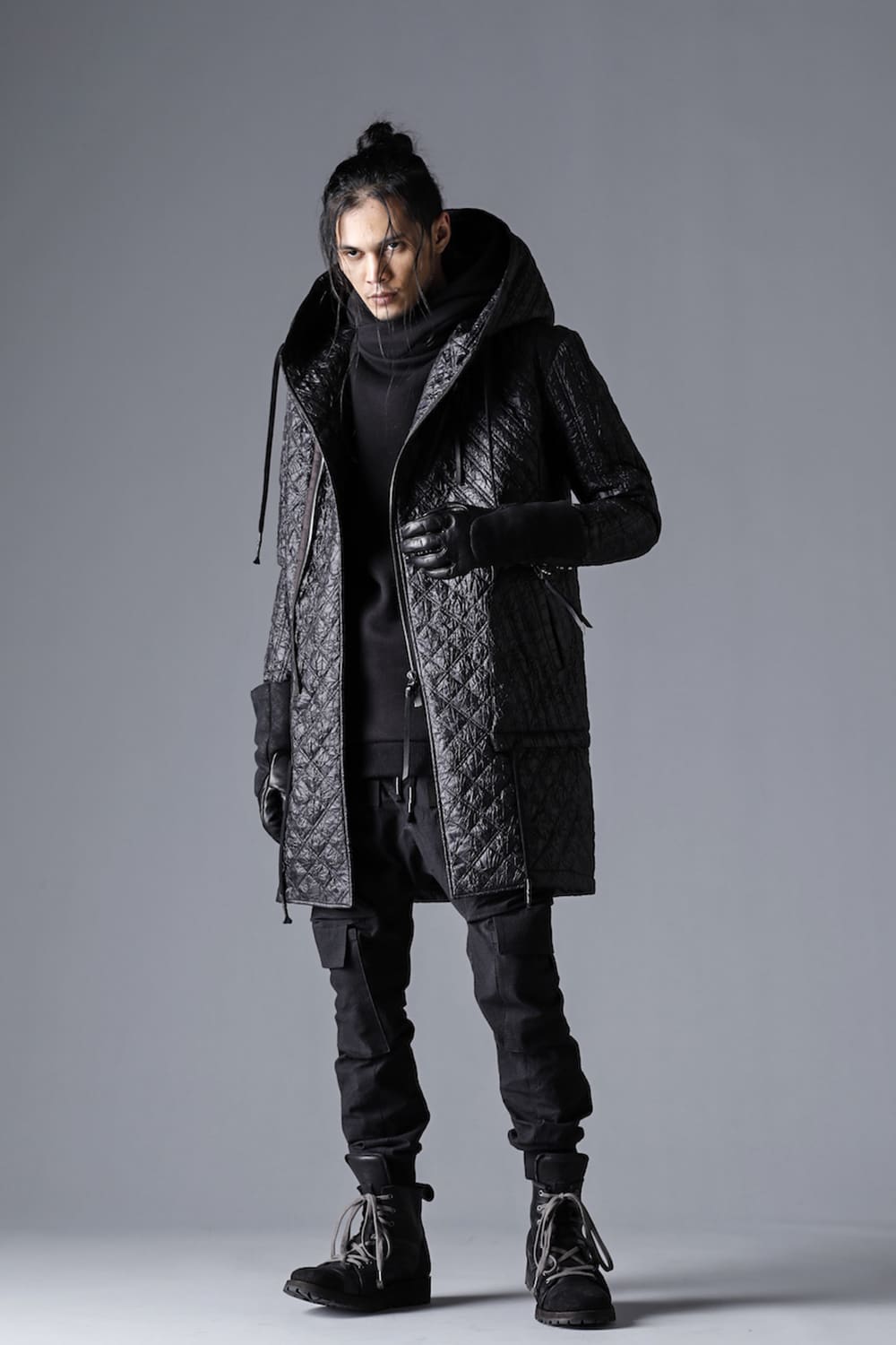 Winkle Washer Nylon Quilted Hooded Half Coat