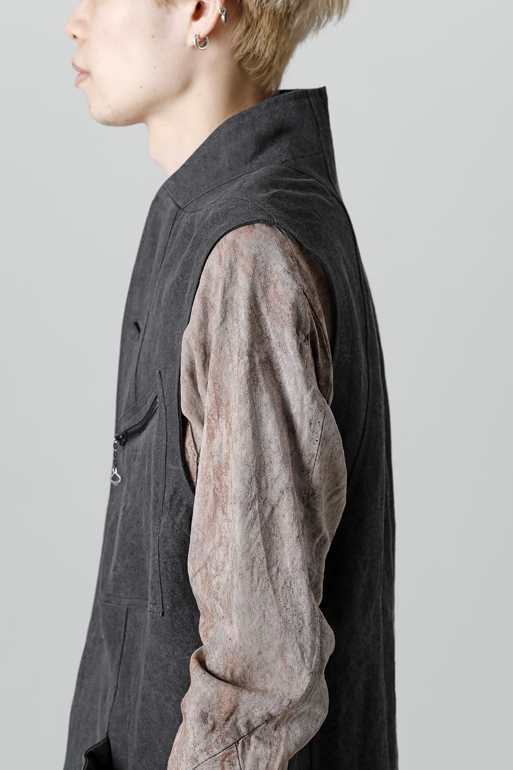 墨染和紙×リネン高密度ツイルベスト  ブラック