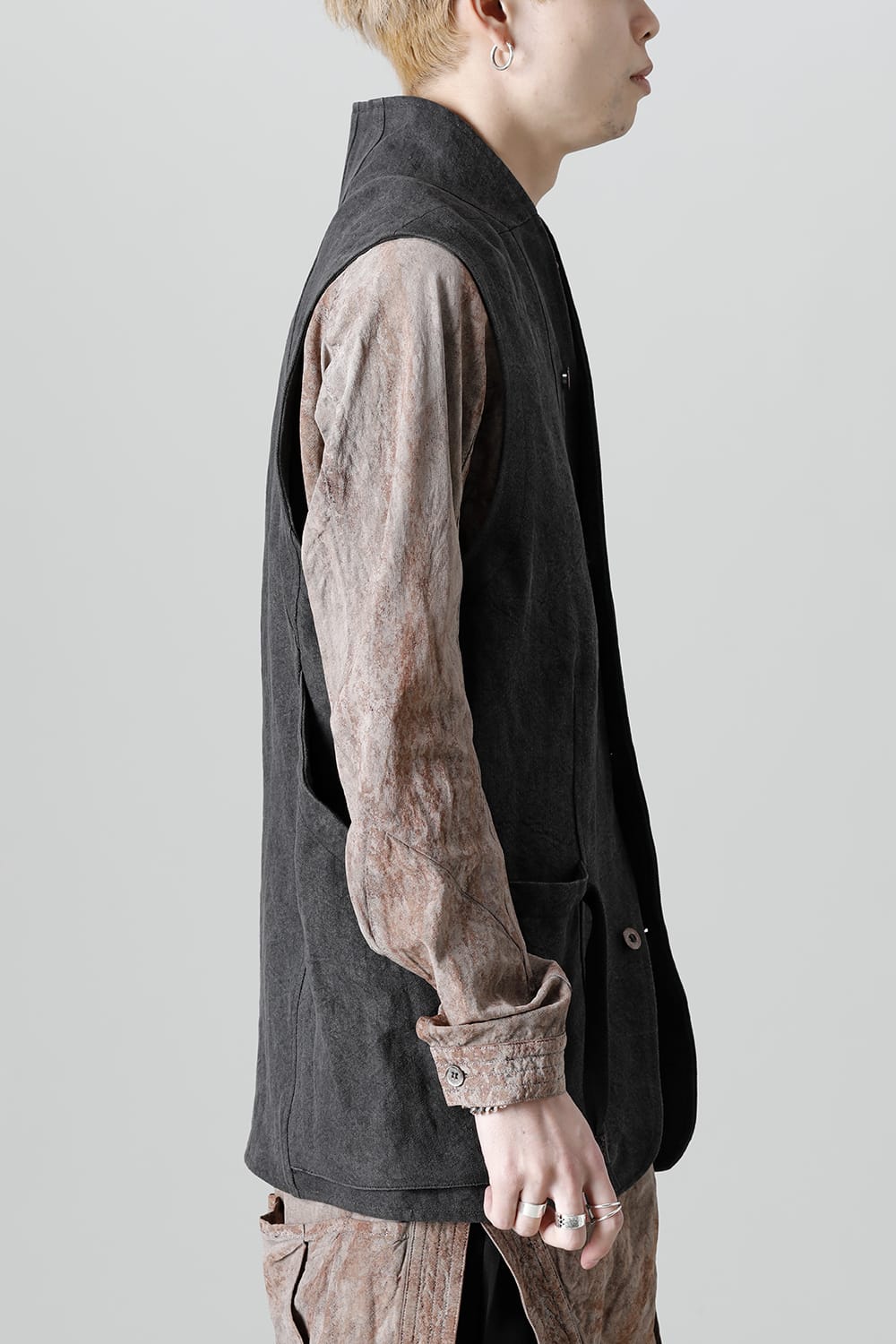 墨染和紙×リネン高密度ツイルベスト  ブラック