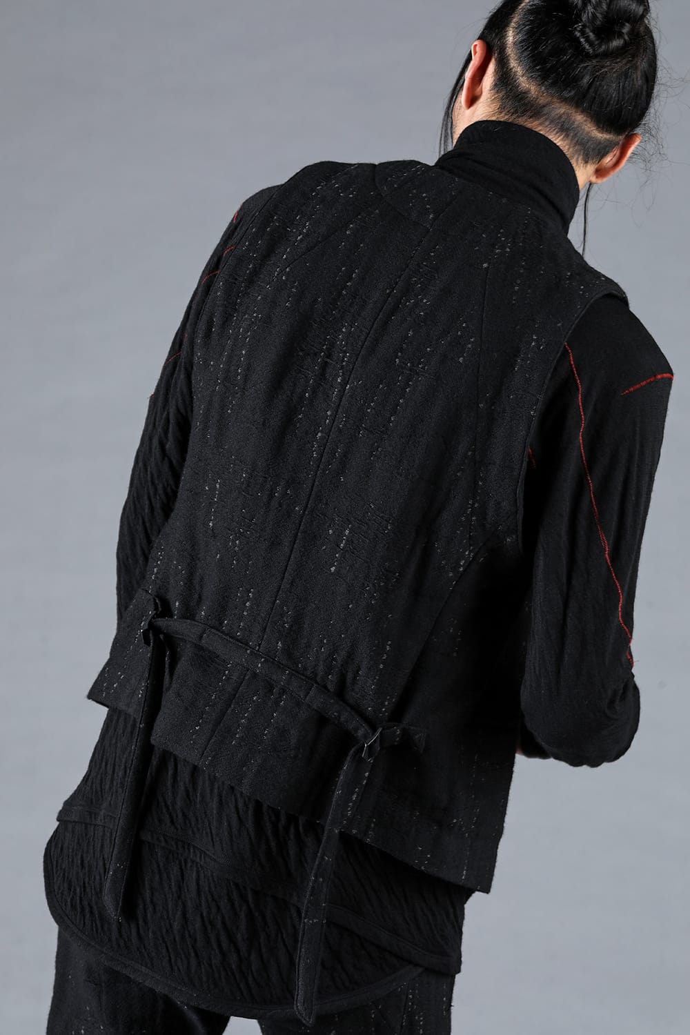 Double Woven Crushed Jacquard Vest