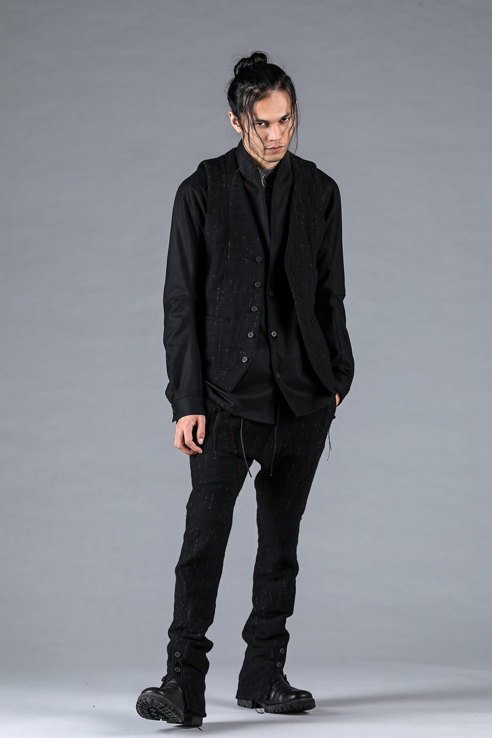 Double Woven Crushed Jacquard Vest