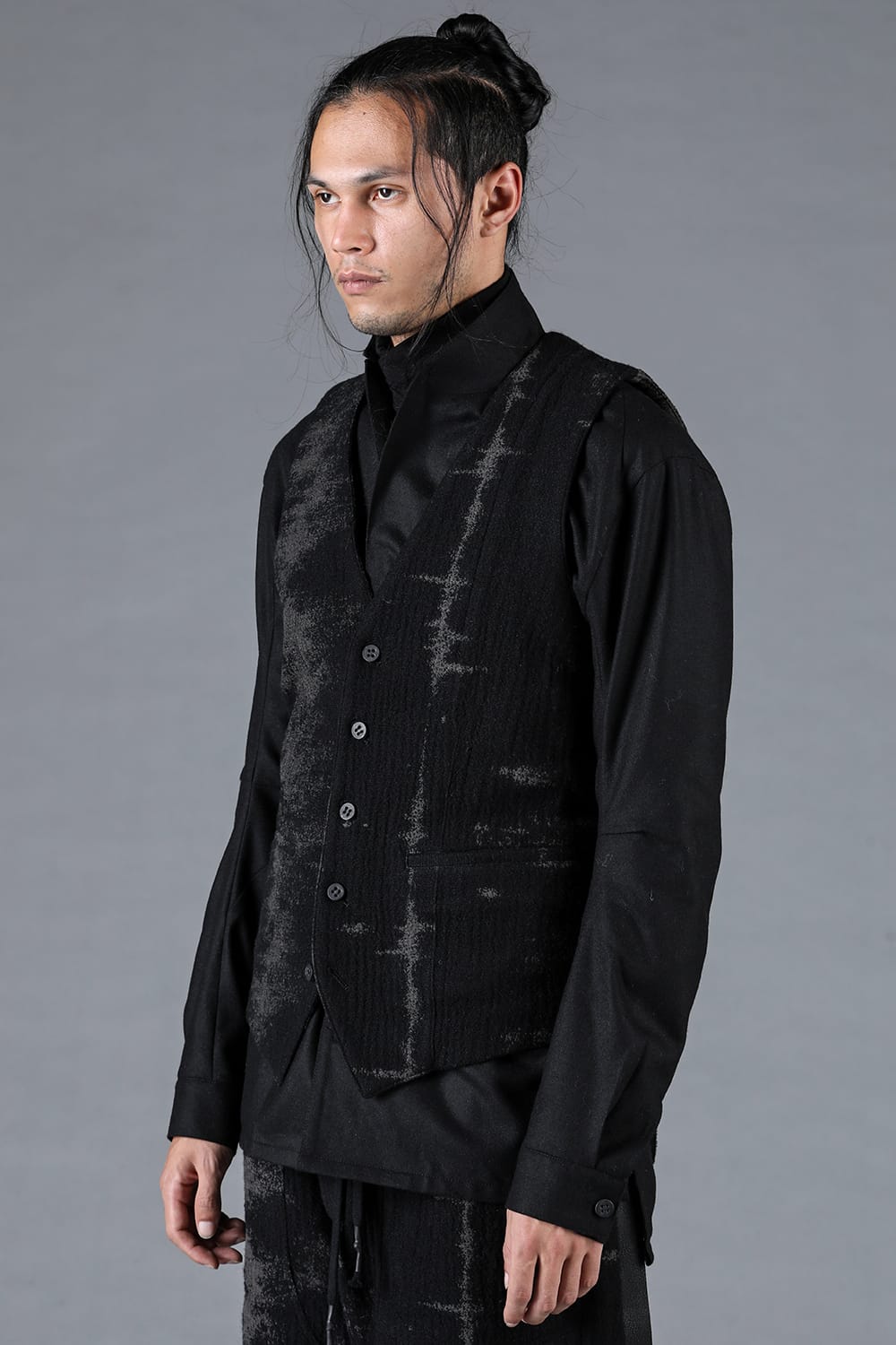 フォグストライプジャガードベスト