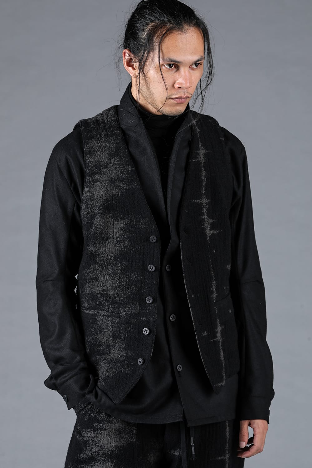 フォグストライプジャガードベスト